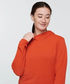 Cotopaxi Women's Sombra Sun Hoodie Home Page
