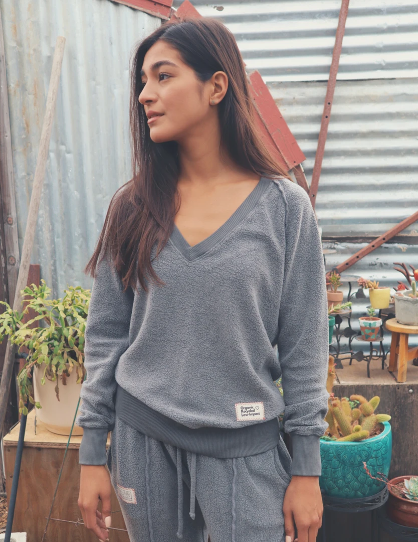 People Of Leisure Home Page Gratitude V Pullover