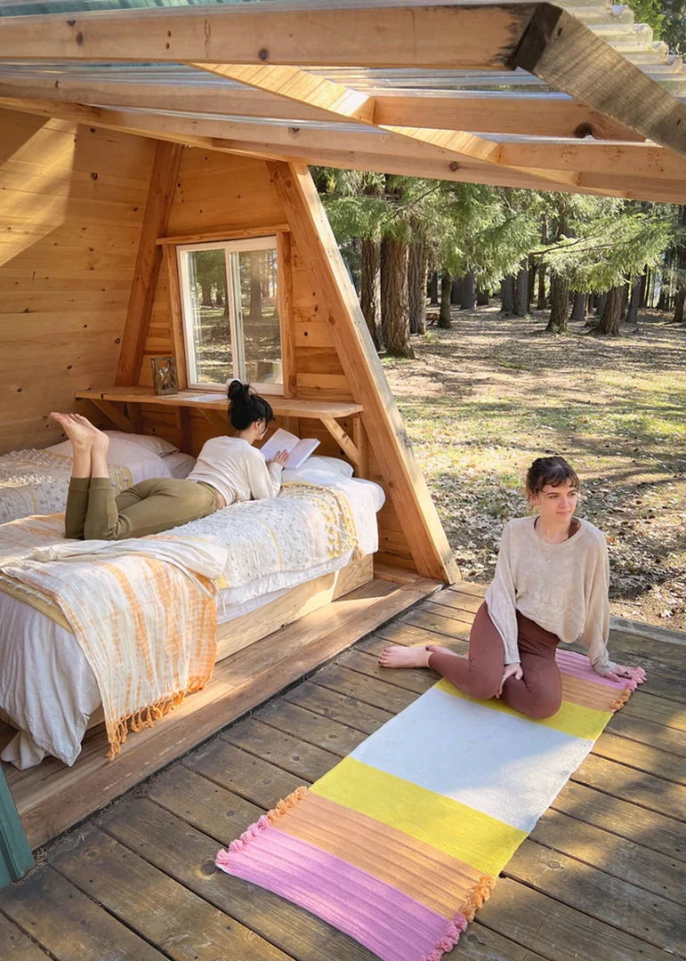 Oko Living Fire- Herbal Yoga Rug Studio Lover