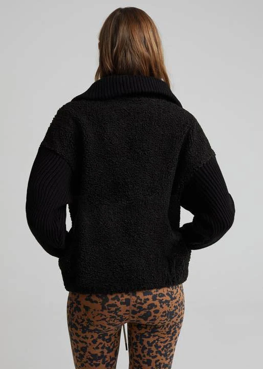 Varley Rogers Half Zip Jacket Home Page