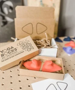 Active Threads Yoga Rocks Home Page