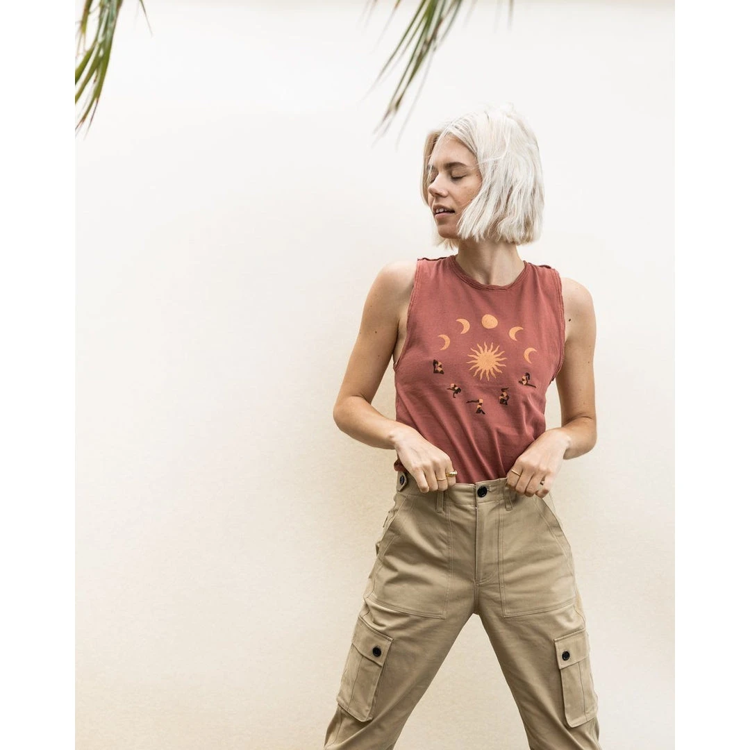 Wondery. Green Yoga Moon Poses Tank